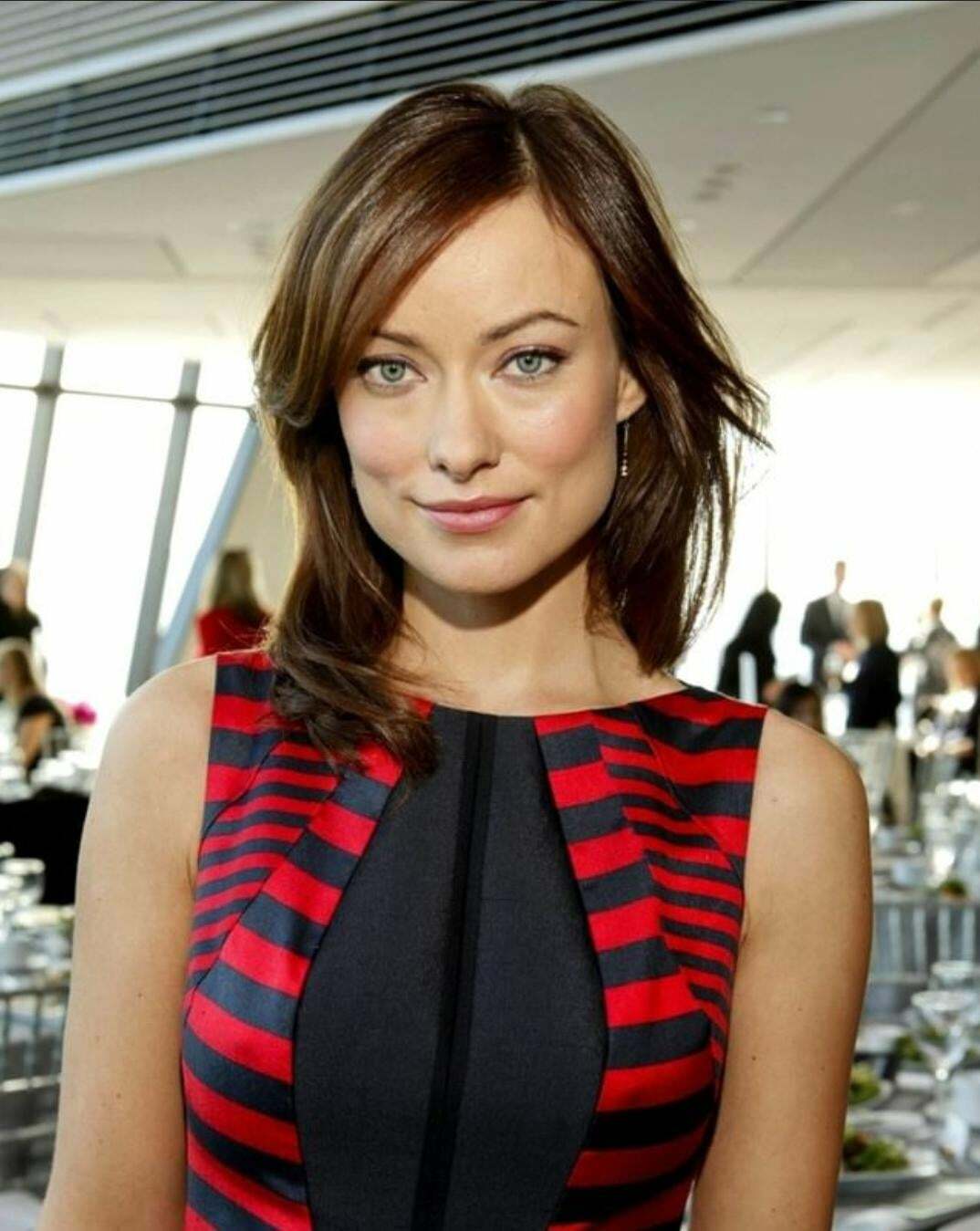 Imagine Olivia Wilde giving you head whiles stares at you with those gorgeous eyes