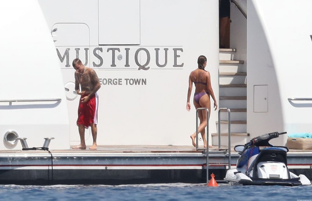 Hailey Bieber Bikini