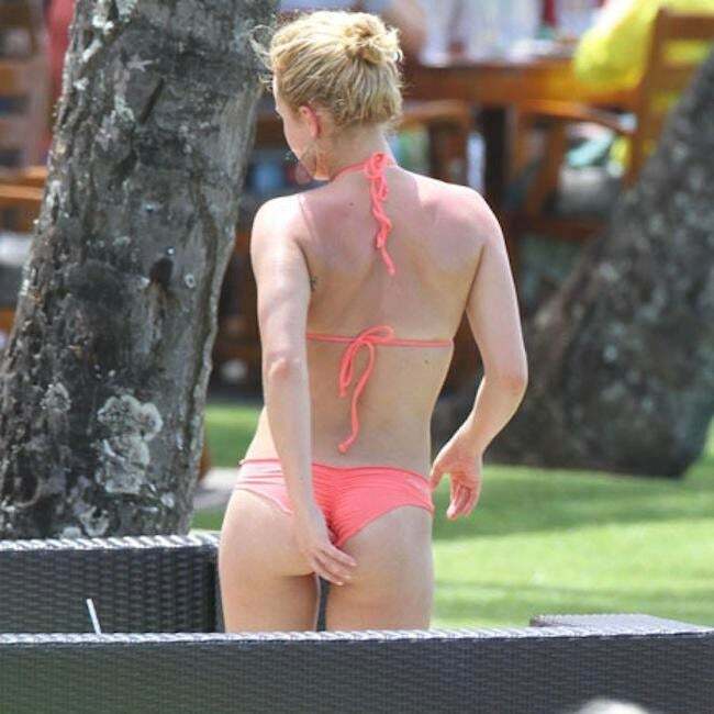 Hayden Panettiere and her ultra fit petite tight body and hot ass...