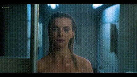 Betty Gilpin - Glow