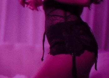 Ariana Grande’s petite ass makes me throb