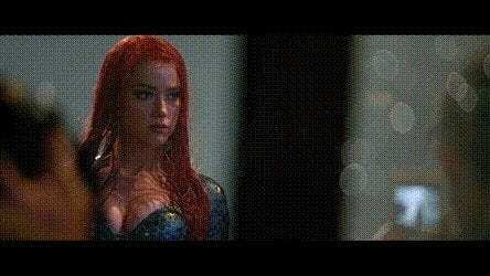 I don't like Amber Heard but... boobs.