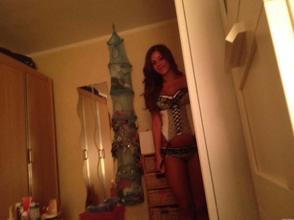 Sarah Lombardi Leaked (7 Photos)