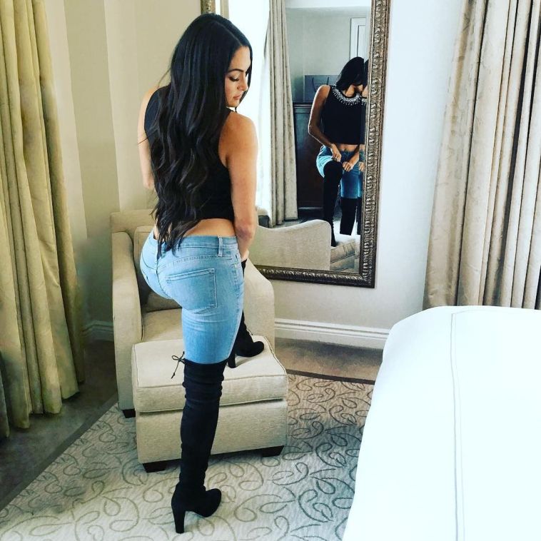 Nikki bella
