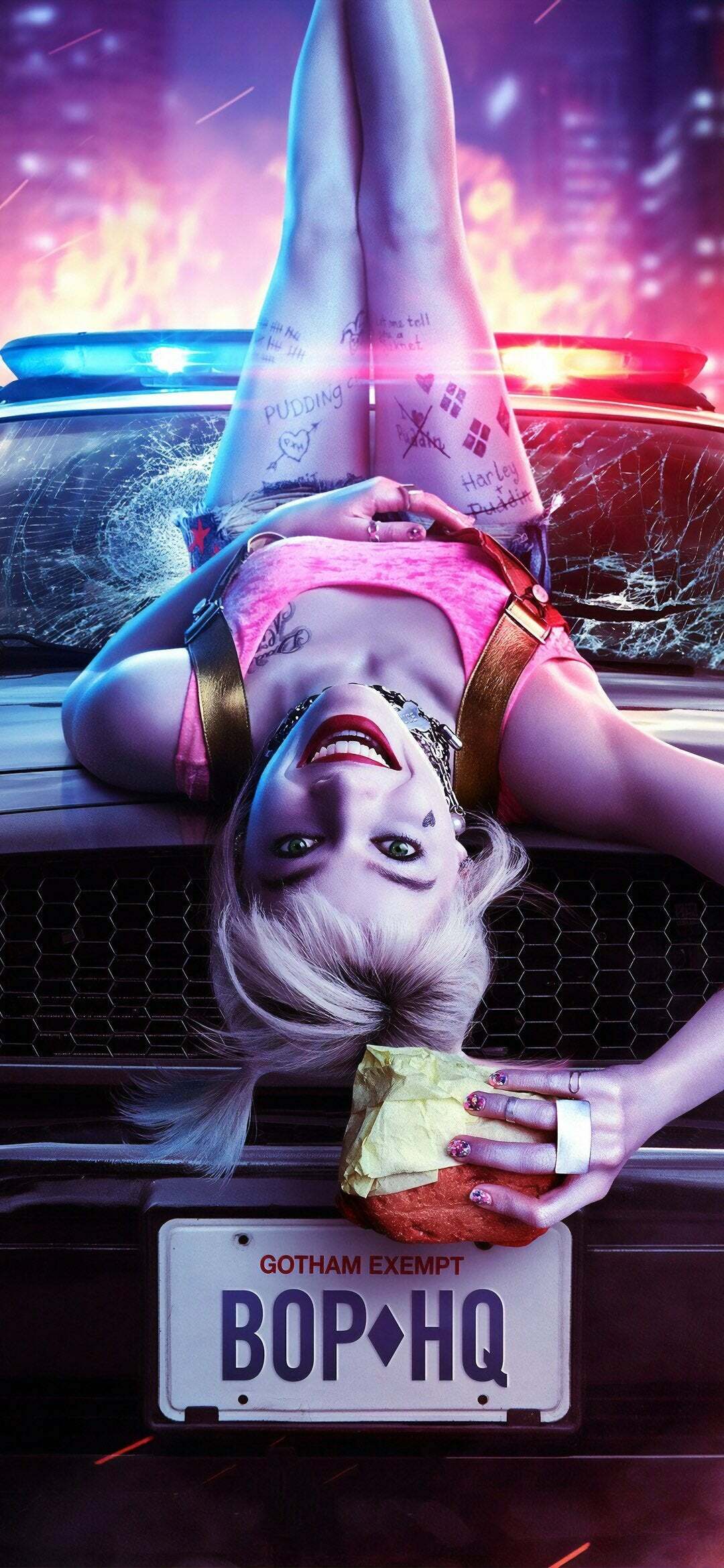 I would throatfuck Margot Robbies throat when she is upside