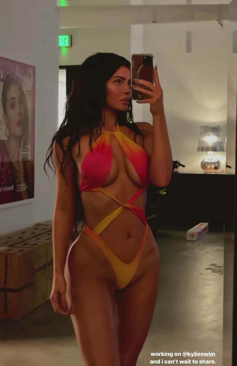Kylie Jenners body is amazing