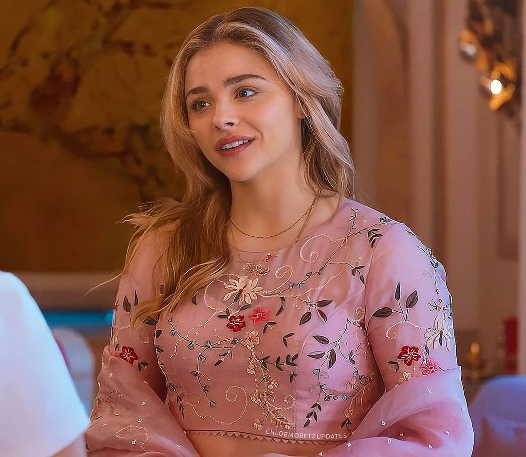 Chloe Grace Moretz has the most fuckable of faces