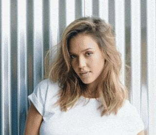 Damn, Jessica Alba is sexy