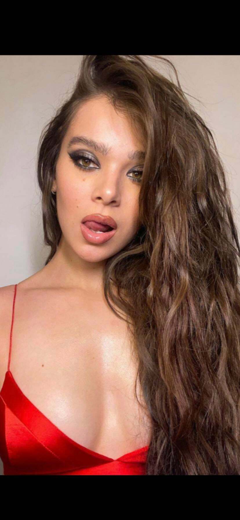 Hailee Steinfeld