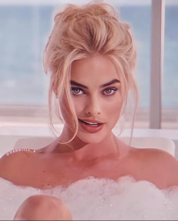 Margot Robbie