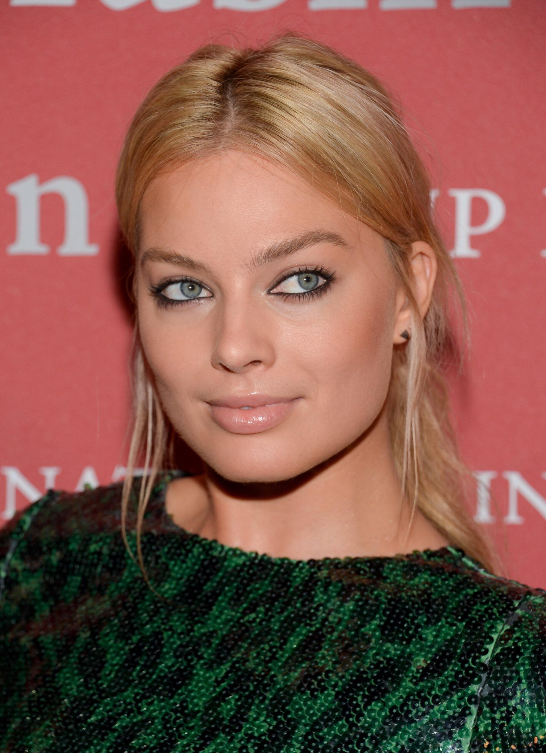 How intensely would you fuck Margot Robbies wet mouth