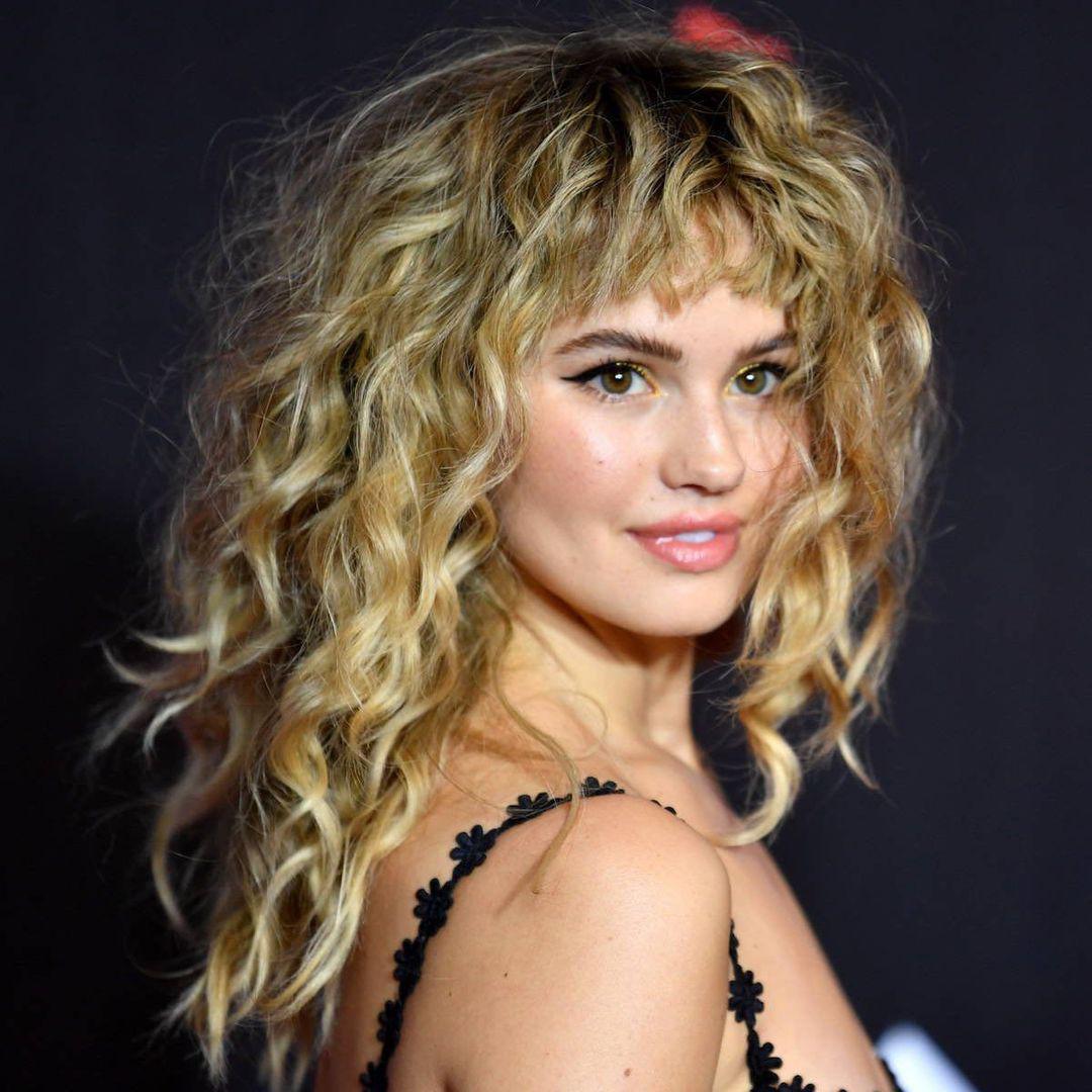 Debby Ryan with curly hair is top tier