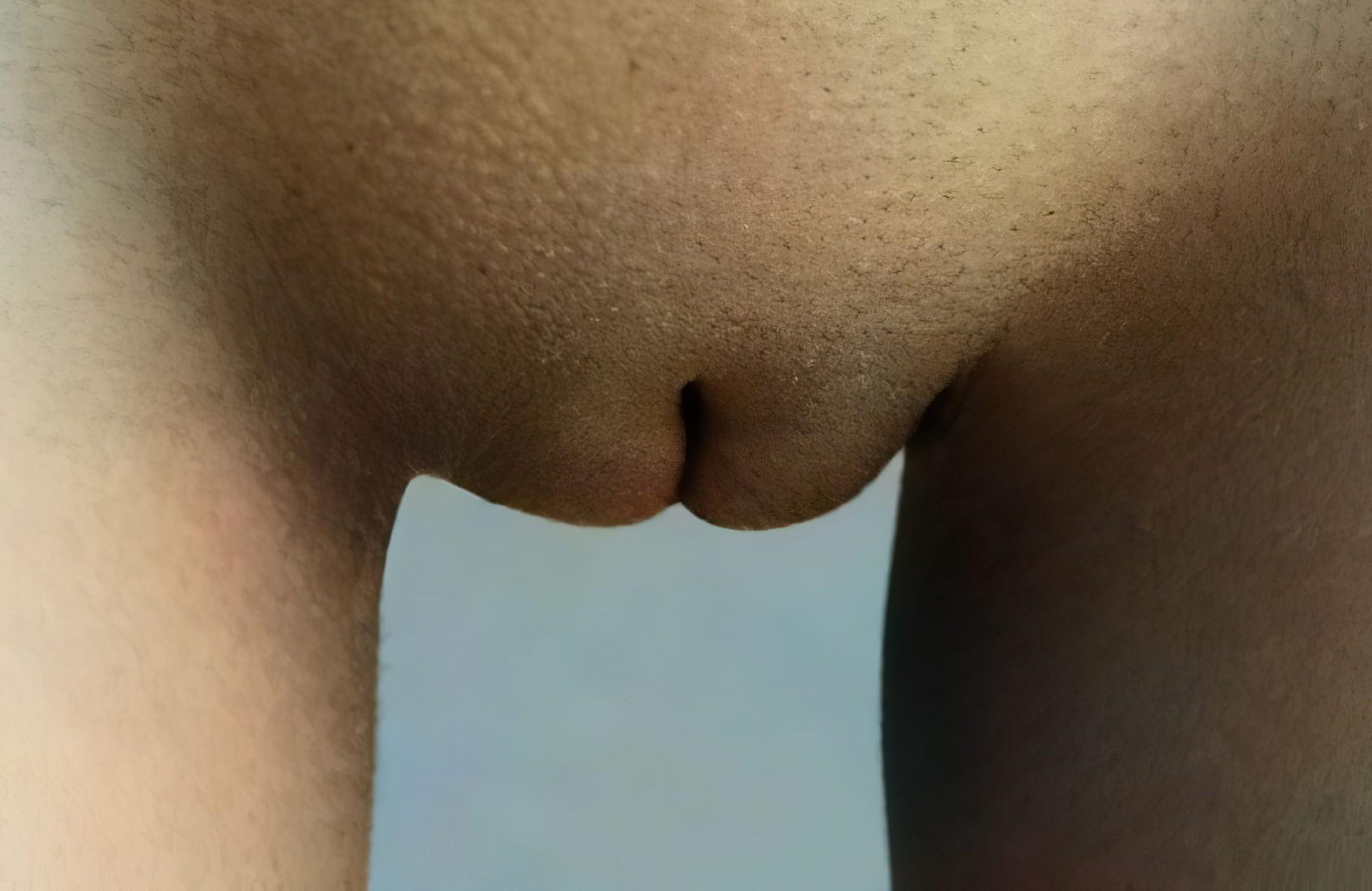 Extreme close up of Emily Ratajkowskis pussy colorized