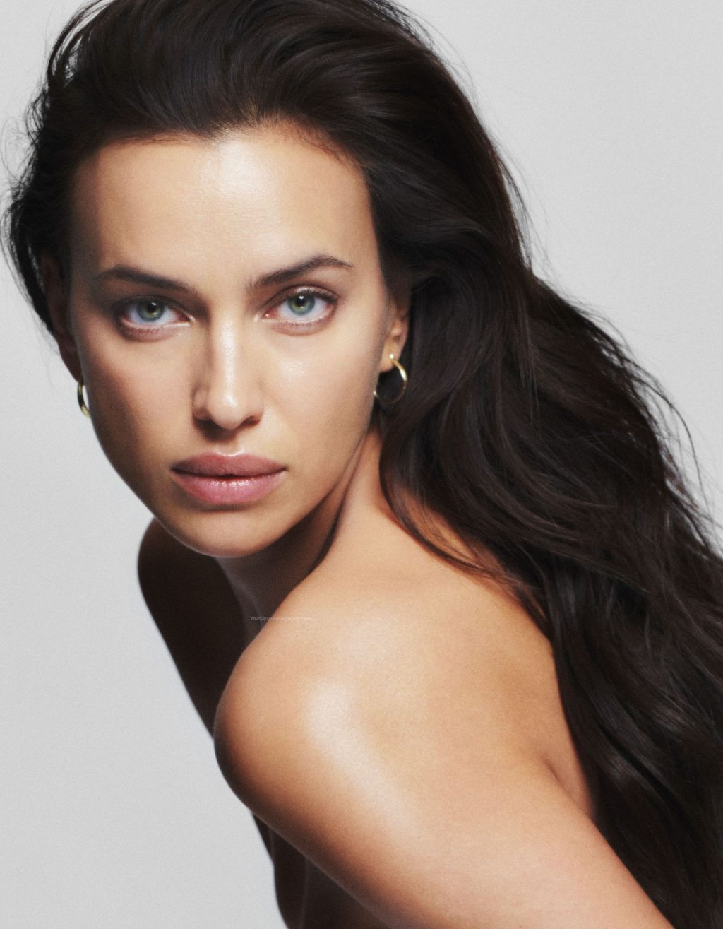Irina Shayk Topless 5 Photos