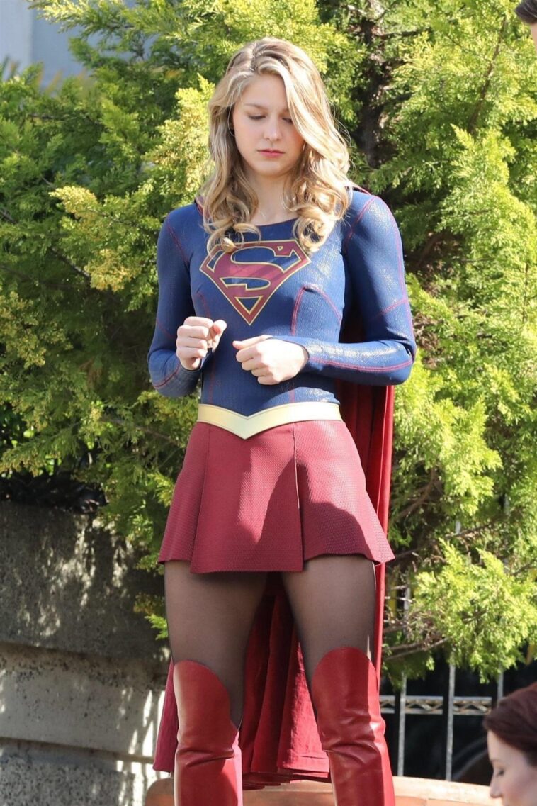 Anyone looking to jerk to Melissa Benoist?