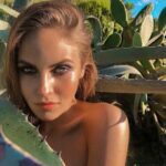 Elena Carriere Topless (5 Photos)