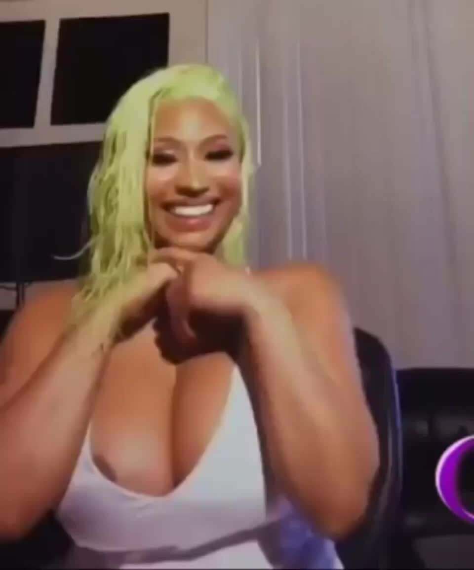 Nicki Minaj ready for a load