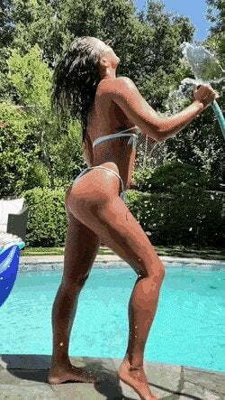 Vanessa Hudgens getting herself wet