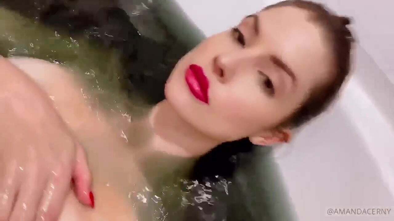Amanda Cerny nude shower