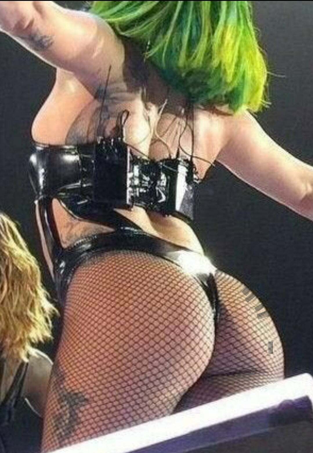 Lady Gagas ass looks even more amazing in fishnets