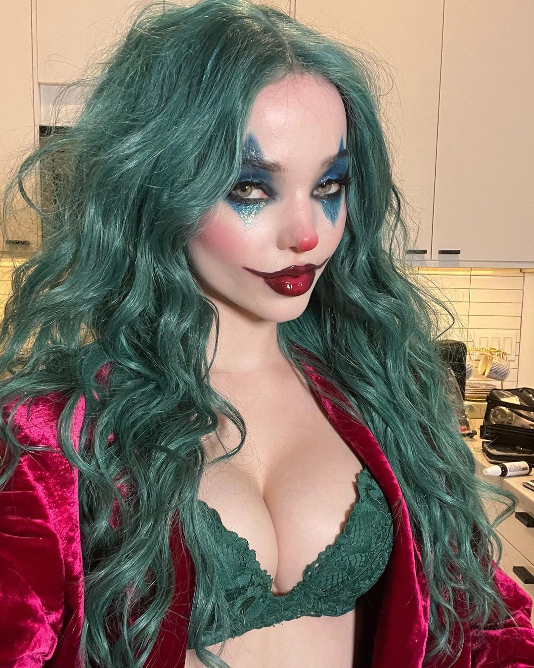 Never jerked to Dove Cameron before but seeing this pic