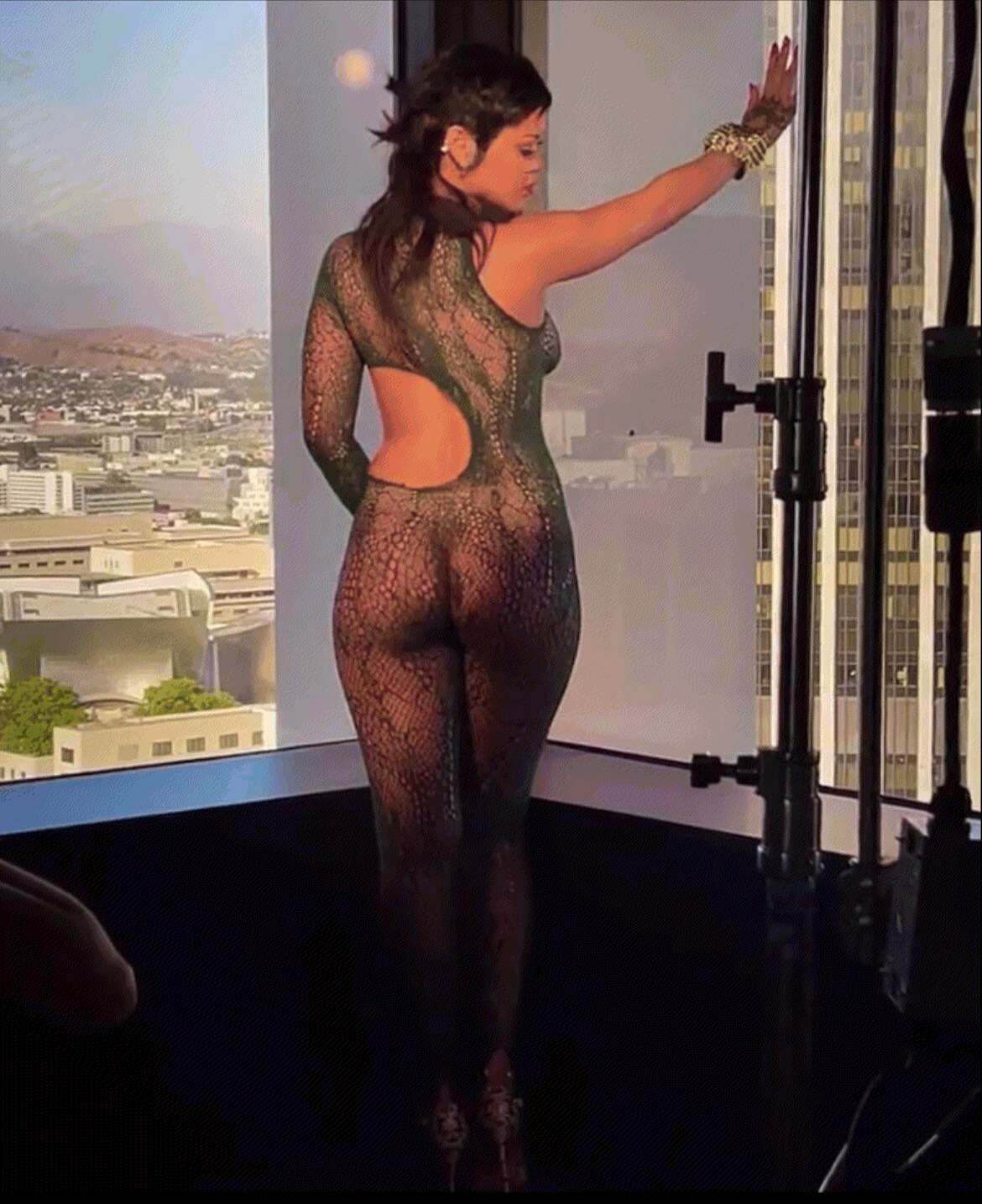 Rihanna and that booty