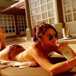 Selena Gomezs turn for my cum lets swap her pics