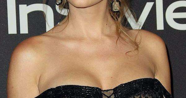 Taylor swift always makes me throb