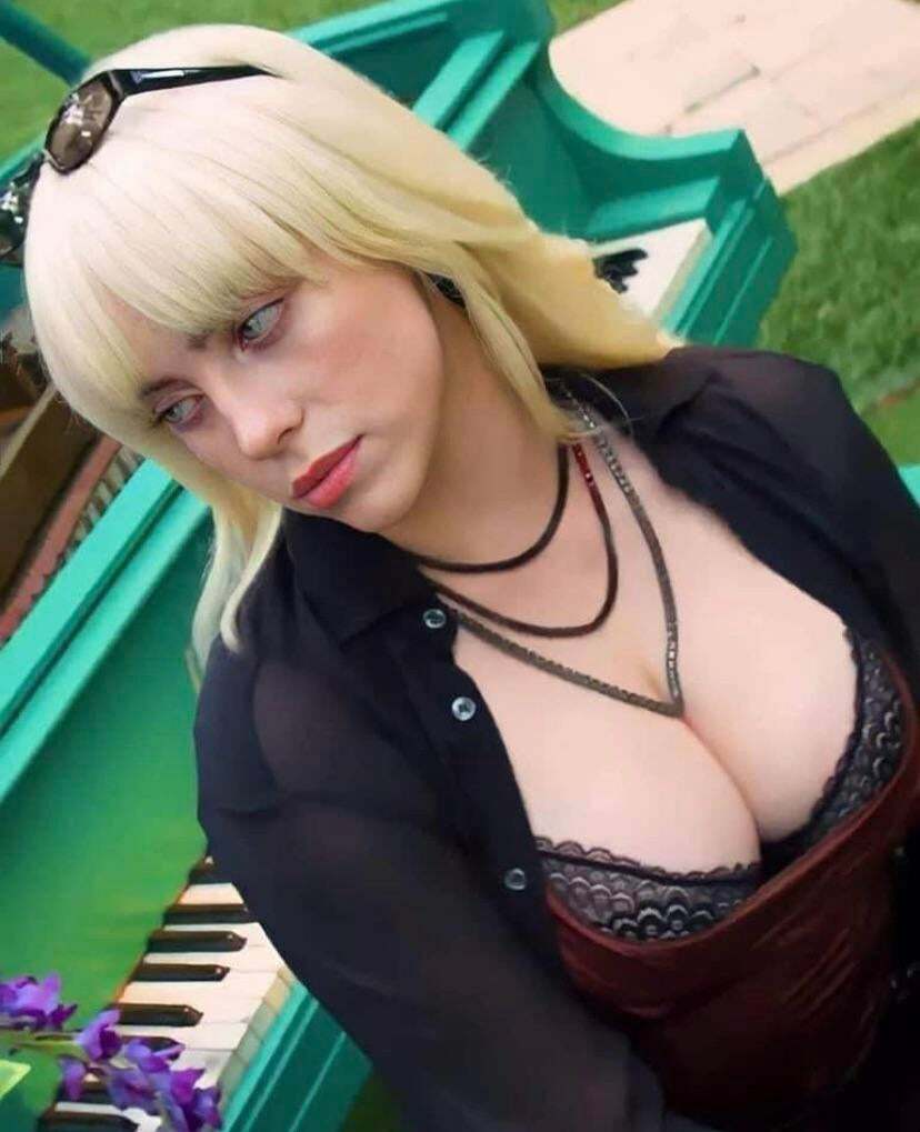 Billie Eilish has massive white tits