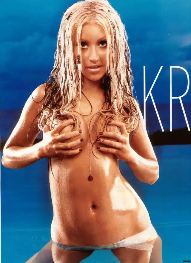 Christina Aguilera holding those titties