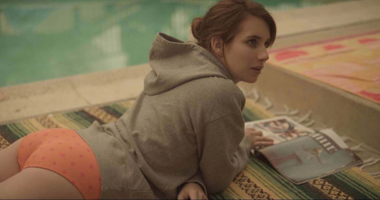 Emma Roberts looks good in panties