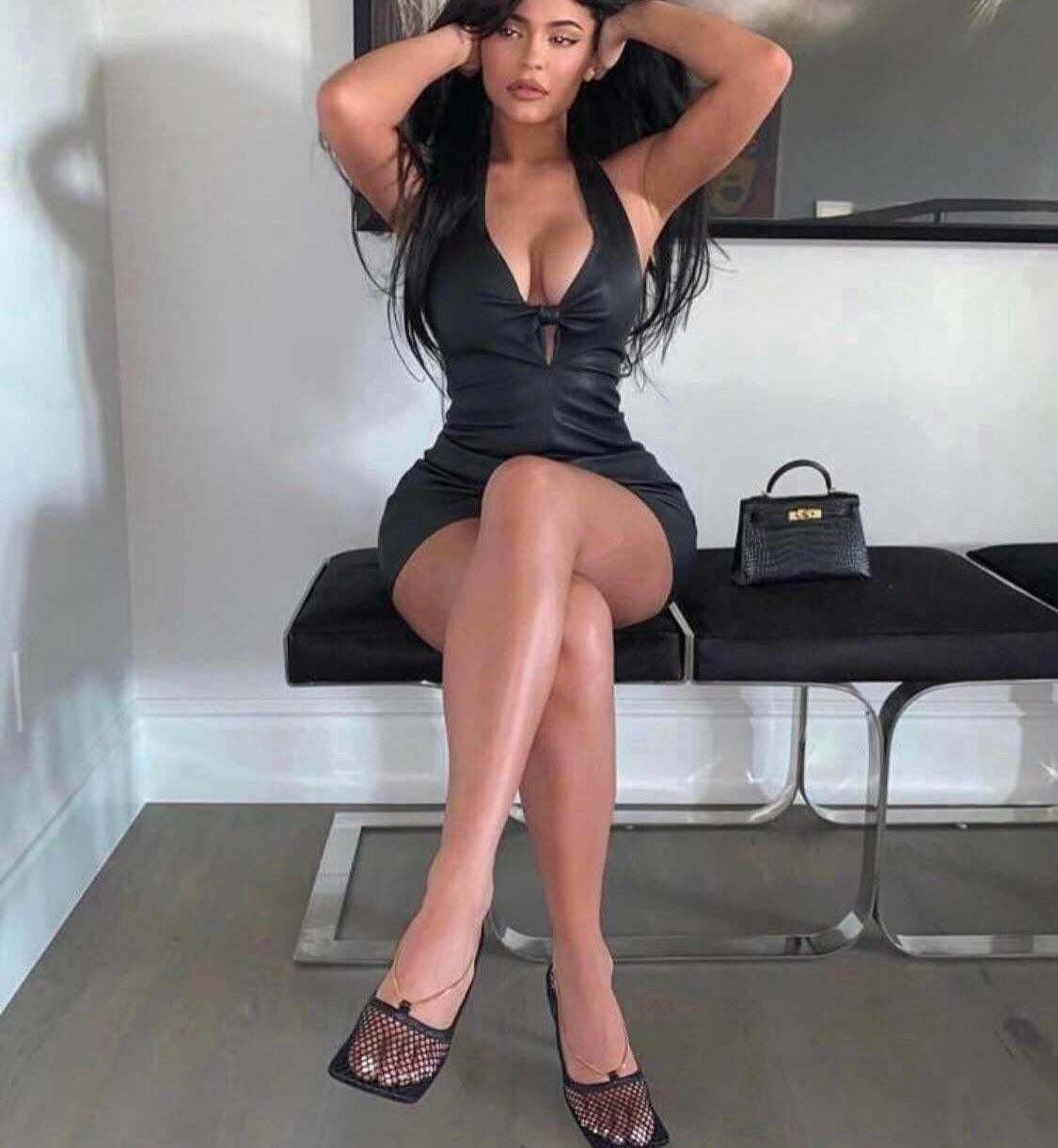 Lets get bi and cum over Kylie Jenner and her