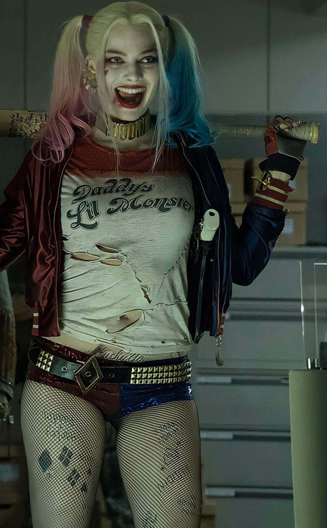 Margot Robbie as Harley to make your day better