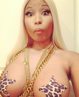 Nicki Minaj huge tits