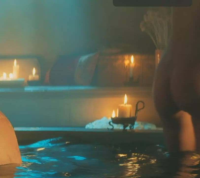 Anya Chalotra Beautiful wet plot in The Witcher S1