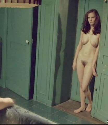 Eva Green Beautiful French plot in The Dreamers