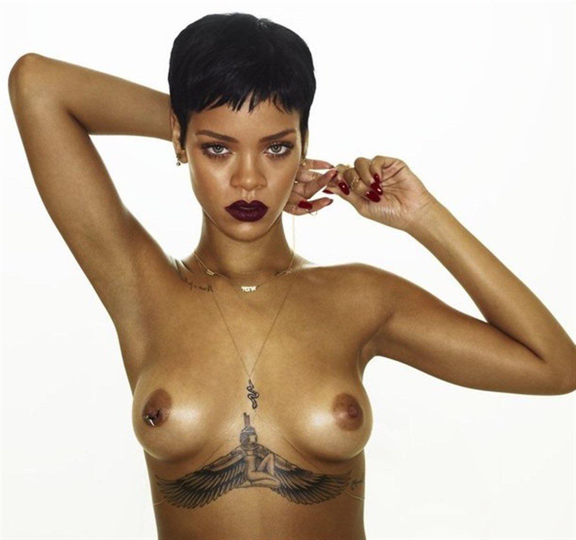 Rihanna is such a Queen