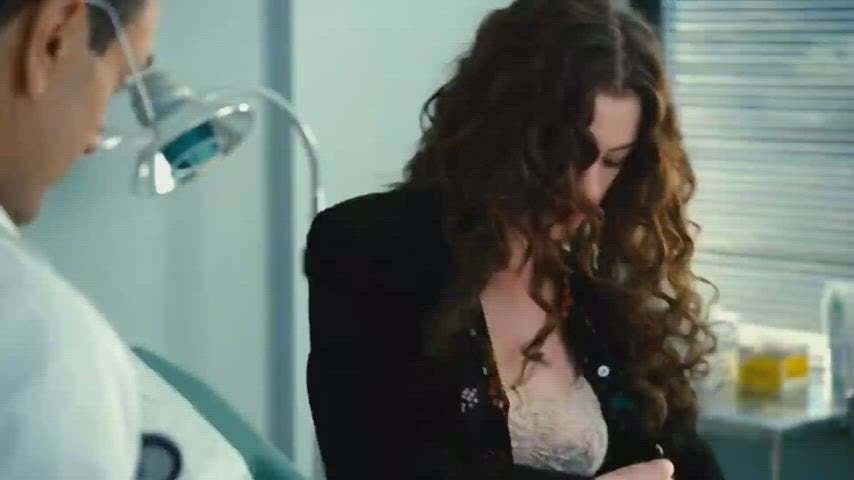 Anne Hathaway beautiful plot and Sex in Love and other