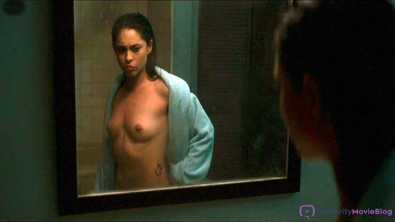 Rosa Salazar Nude Gif