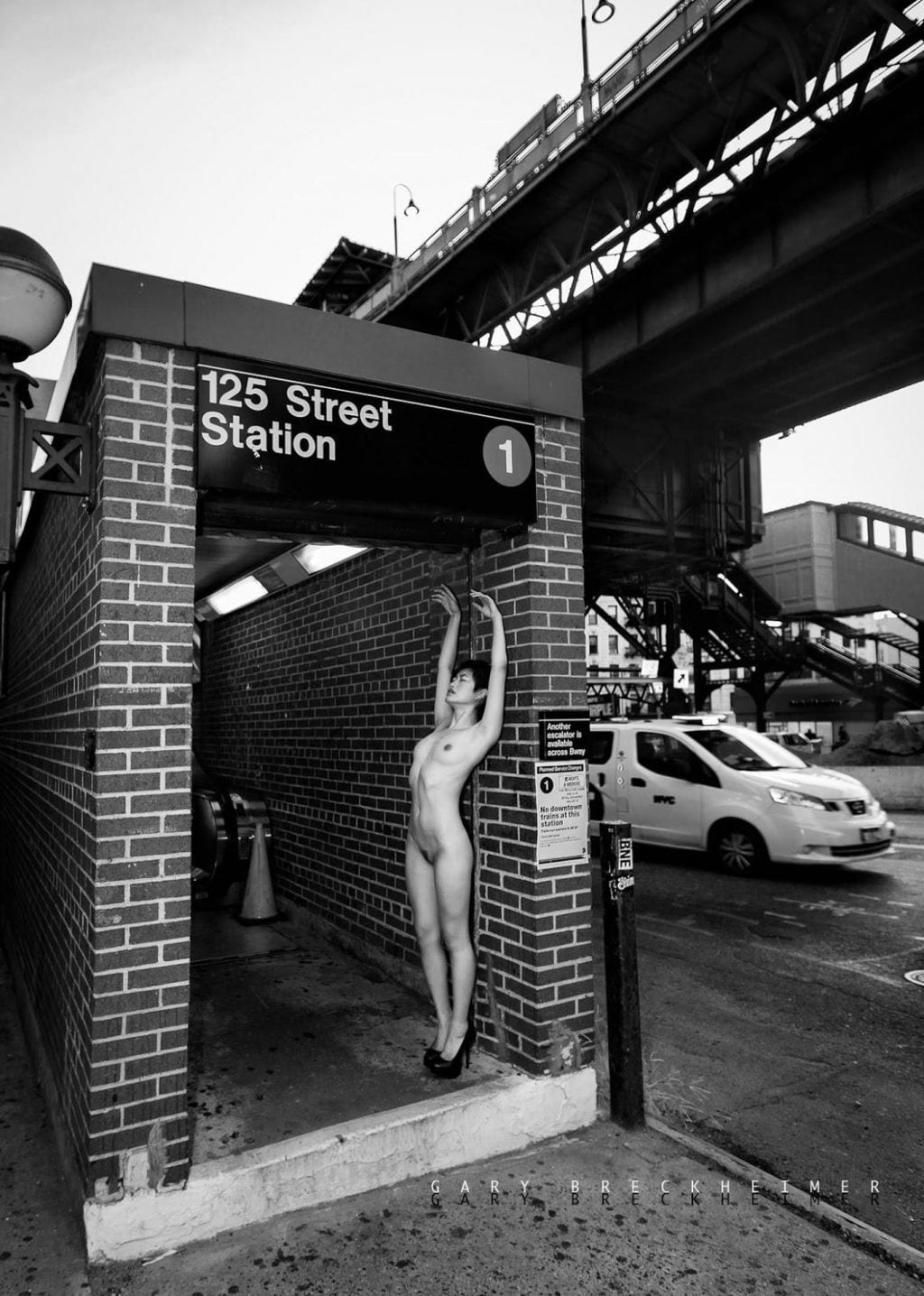 Sheri Chiu Nude 5 Photos