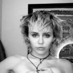 Miley Cyrus Topless (5 Photos)