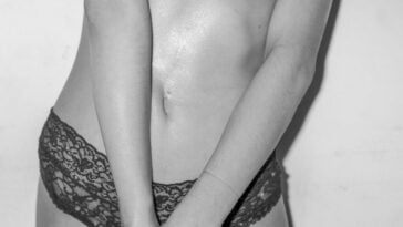Elsie Hewitt Topless (5 Photos)