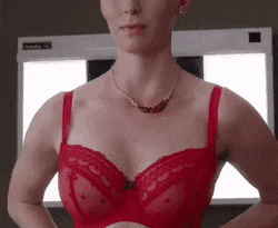 Betty Gilpin