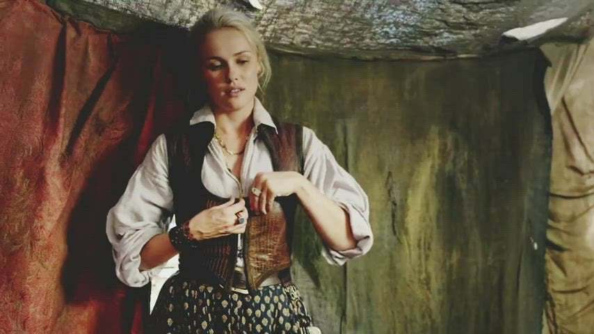 Hannah New in Black Sails S01E03 2014