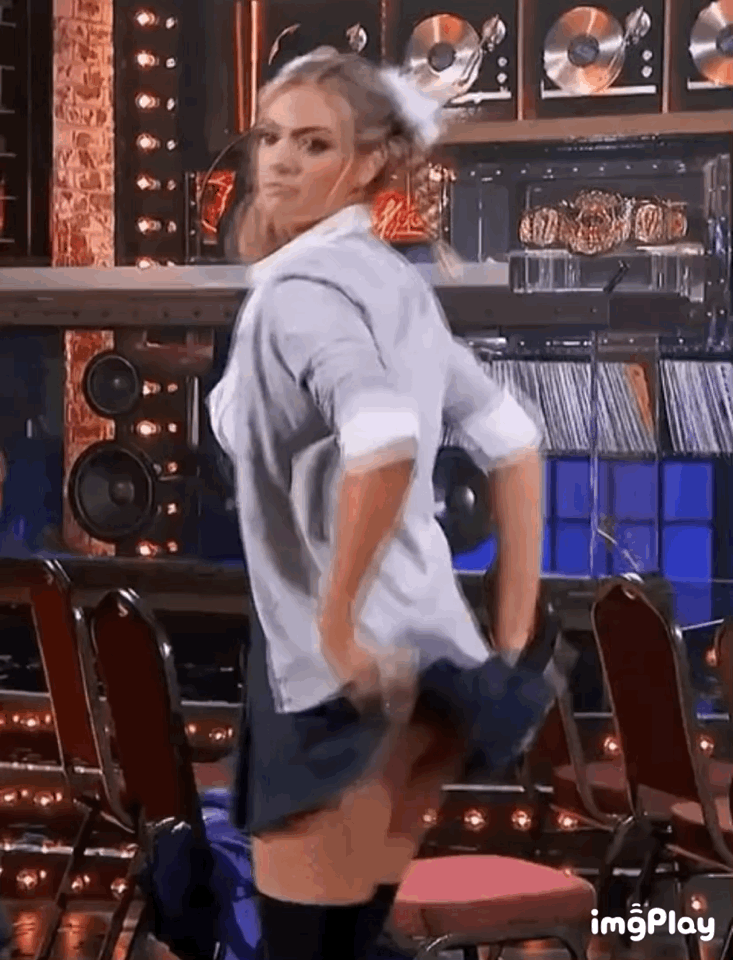 Kate Upton in Lip Sync Battle S3E13 2017