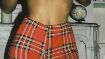 Mathilde Tantot Sexy (5 Photos)