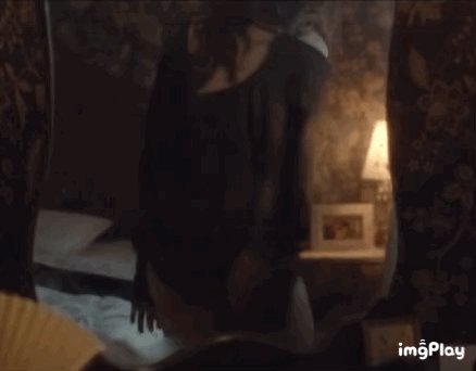 Miranda Cosgrove in The Intruders 2015