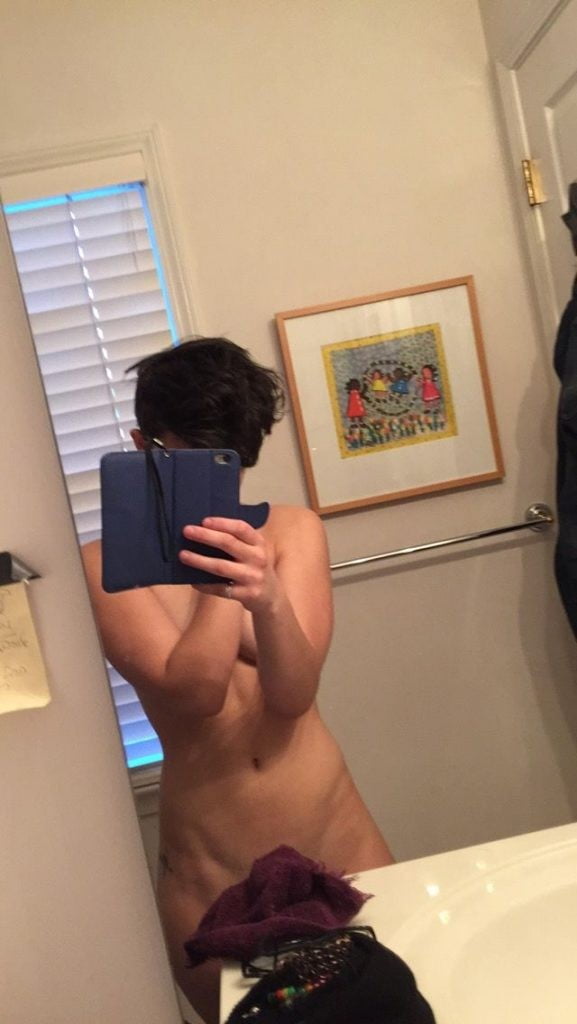 Bex Taylor Klaus Leaked 4 Photos
