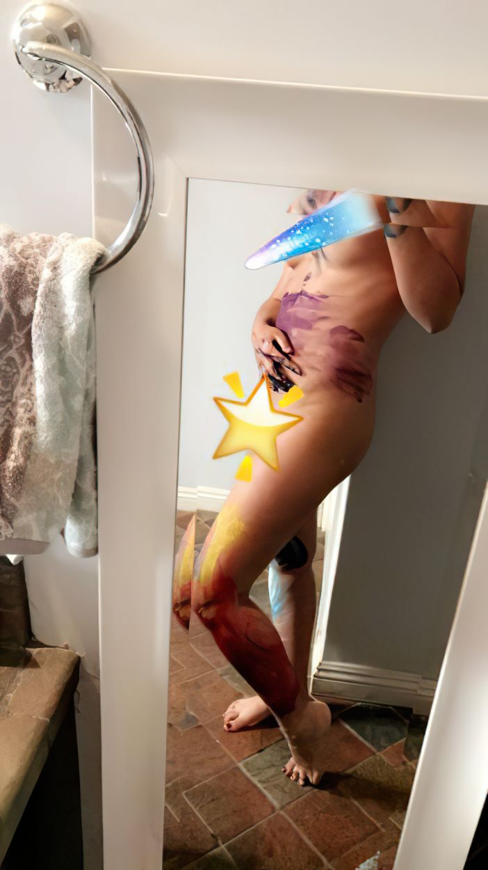Ariela Barer Leaked Photos Nude Celebs