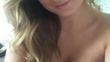 Zara Holland Leaked (1 Photo)